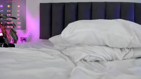 Snapshot of cristalfoxy_ chatting on July 23, 2026, 1:58 am cristalfoxy_ online show from July 23, 2026, 1:58 am