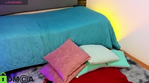 cristal acosta online show from May 9, 2026, 7:41 pm