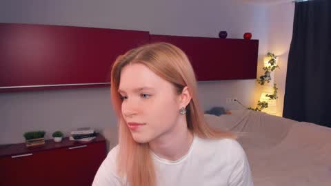 Cristas online show from April 1, 2026, 12:06 pm