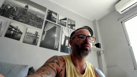 Cristian Wade online show from July 3, 2026, 10:54 am