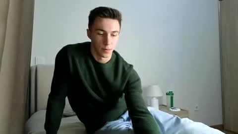 CristianoHailey online show from December 18, 2025, 8:04 pm