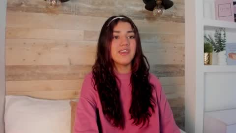 Snapshot of cristin_collins chatting on June 17, 2026, 3:20 am C R I S T I N online show from June 17, 2026, 3:20 am