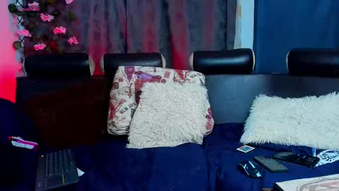 Cristofer online show from October 4, 2025, 2:42 am