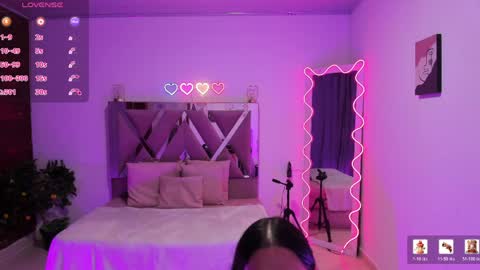 cristy_tay online show from April 9, 2026, 11:48 am