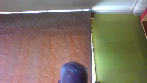 crmperez online show from November 28, 2025, 4:42 pm