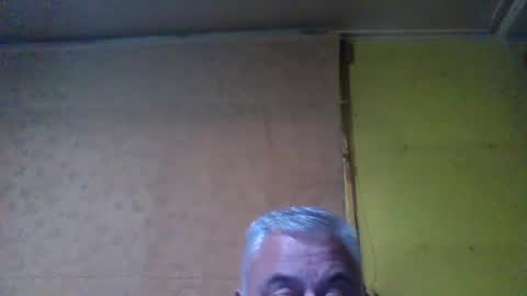 Snapshot of crmperez chatting on June 4, 2026, 9:21 pm crmperez online show from June 4, 2026, 9:21 pm