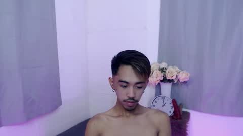 crocodale online show from September 23, 2025, 9:29 pm