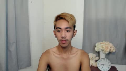 crocodale online show from November 13, 2025, 5:06 am