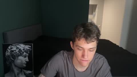 cronck52 online show from December 13, 2025, 9:31 pm