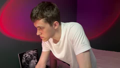 cronck52 online show from April 4, 2026, 4:00 am