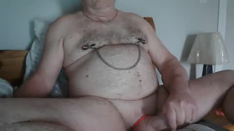 Snapshot of crowbarbi chatting on May 2, 2026, 2:22 pm Crowbarbi online show from May 2, 2026, 2:22 pm