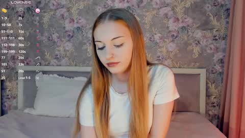 Rina online show from September 9, 2025, 8:25 am