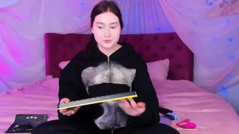 Kitty online show from May 11, 2026, 8:28 pm
