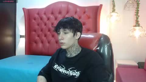 Snapshot of cry_thereal chatting on June 28, 2026, 8:59 pm cry_thereal online show from June 28, 2026, 8:59 pm