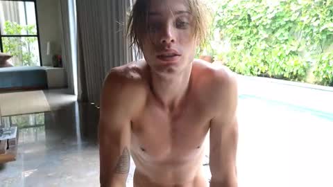 Lin inst lingoodyy online show from February 18, 2025, 2:38 am