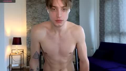 Lin inst lingoodyy online show from November 12, 2025, 5:19 am