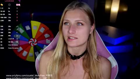 Snapshot of crystal_blond chatting on March 25, 2026, 8:37 pm Crystal online show from March 25, 2026, 8:37 pm