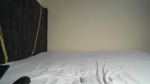 Snapshot of crystal_lisa chatting on May 14, 2026, 5:20 pm lisa online show from May 14, 2026, 5:20 pm