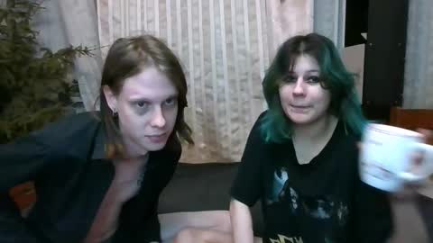 Snapshot of crystal_porn_love chatting on January 21, 2025, 11:24 pm Crystal and Marcl online show from January 21, 2025, 11:24 pm