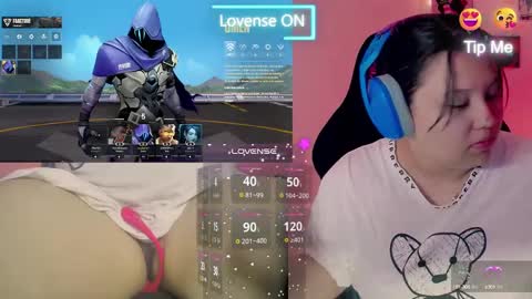 crystal online show from January 22, 2025, 3:52 am