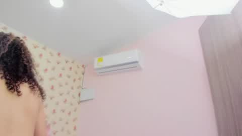 Snapshot of crystal_watson0 chatting on June 28, 2026, 12:44 pm Milf Latina online show from June 28, 2026, 12:44 pm