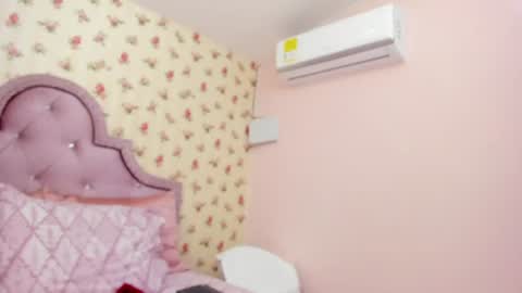 Snapshot of crystal_watson0 chatting on July 15, 2026, 1:27 pm Milf Latina online show from July 15, 2026, 1:27 pm