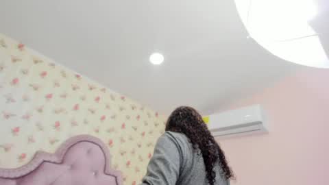Snapshot of crystal_watson0 chatting on August 2, 2026, 12:58 pm Milf Latina online show from August 2, 2026, 12:58 pm