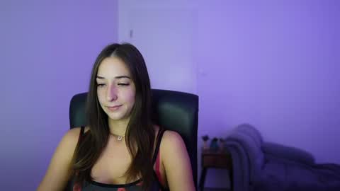 Crystalbrunette18 online show from July 9, 2026, 1:04 pm