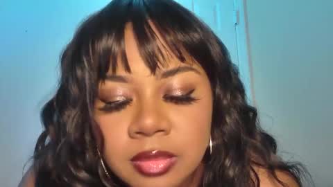 crystalcleo online show from February 15, 2026, 3:25 am