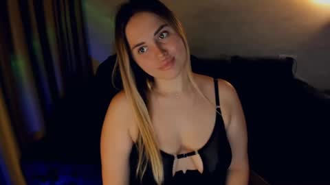 crystalemily online show from February 17, 2025, 8:04 pm