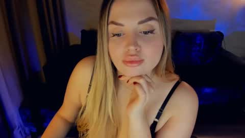 crystalemily online show from March 1, 2025, 7:15 pm