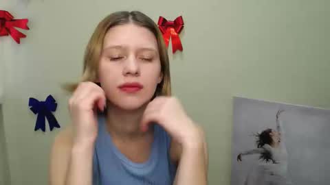 Stella online show from January 11, 2025, 12:18 pm