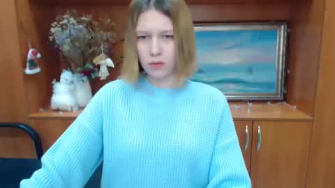 Stella online show from January 17, 2025, 3:22 pm