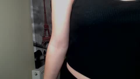 Stella online show from October 6, 2025, 6:11 am