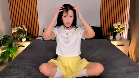 Snapshot of crystall0ve chatting on June 22, 2026, 2:36 pm crystall0ve online show from June 22, 2026, 2:36 pm