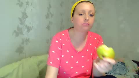 CrystallAngel online show from March 19, 2026, 5:06 pm