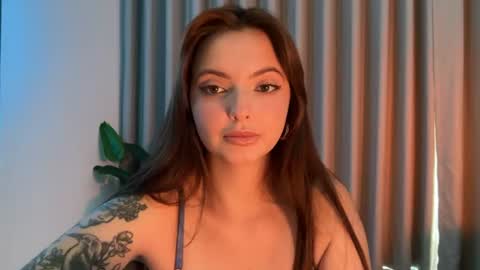 Snapshot of crystalnova_ chatting on July 1, 2026, 5:53 am Kristina online show from July 1, 2026, 5:53 am