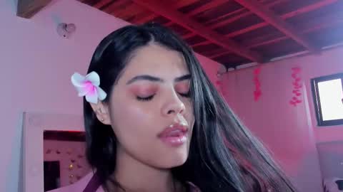 Cristal  online show from October 15, 2025, 12:05 pm