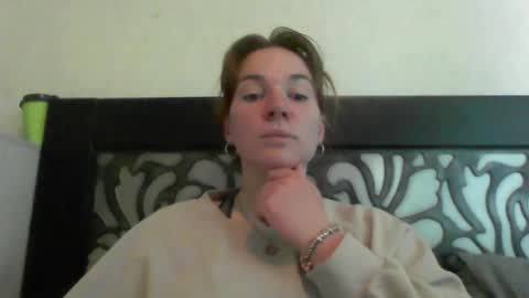 crystalvelvet online show from May 15, 2026, 3:19 pm