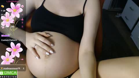 Lia online show from October 14, 2025, 2:12 am