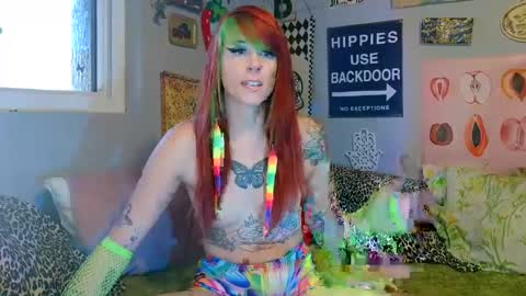     online show from September 24, 2025, 5:16 pm