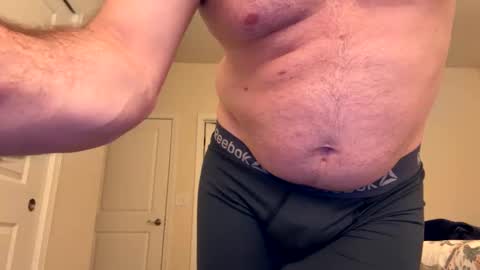 Snapshot of cuban2_slut chatting on December 17, 2025, 5:24 am Cubantoo online show from December 17, 2025, 5:24 am