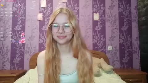 Sia online show from December 3, 2025, 6:10 am