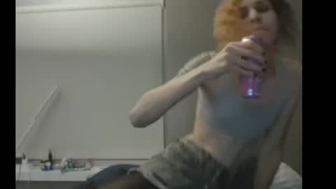 cuddleavenue online show from October 5, 2025, 1:48 am