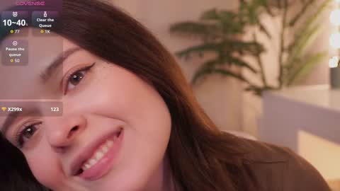 Ellie online show from October 29, 2025, 6:20 pm