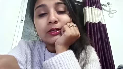 cuddlemuffins online show from December 22, 2025, 3:09 pm