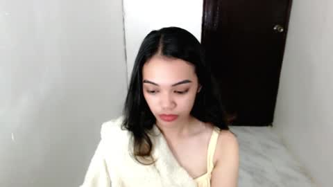 cuddlepunk_bubble online show from May 12, 2026, 4:59 pm