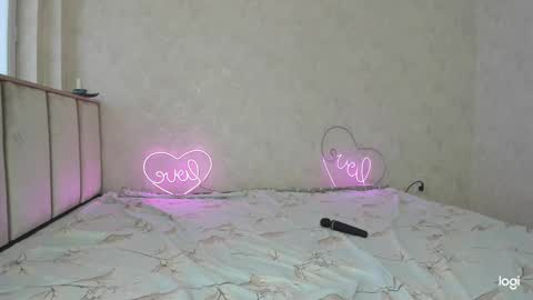 cuddlies2 online show from December 24, 2024, 3:38 am