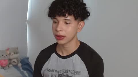 Cuddly online show from January 7, 2025, 5:09 pm