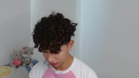 Cuddly online show from January 12, 2025, 8:14 pm